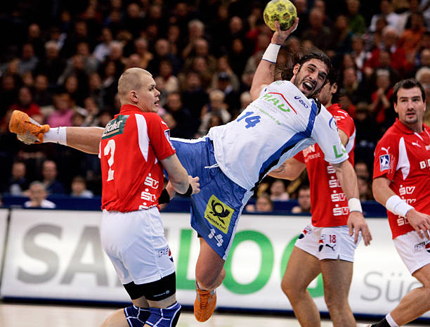 仅有年轻的 仅有年轻的