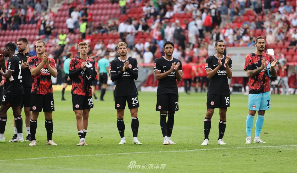 动中的卓越 动中的卓越