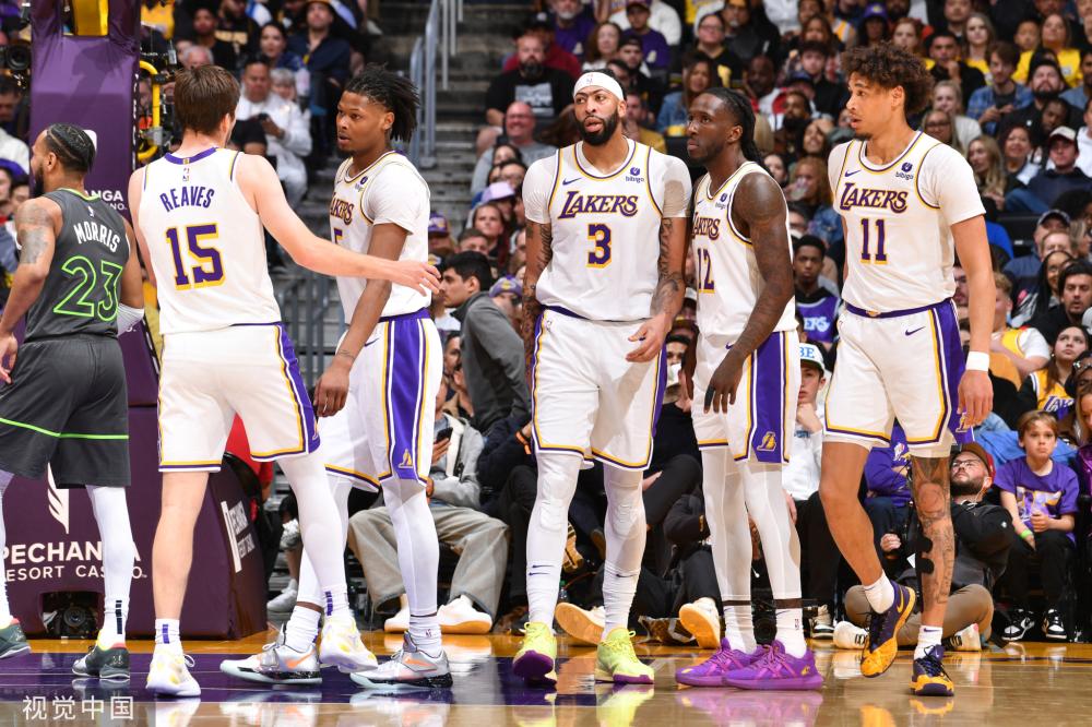 人赞叹不已 人赞叹不已